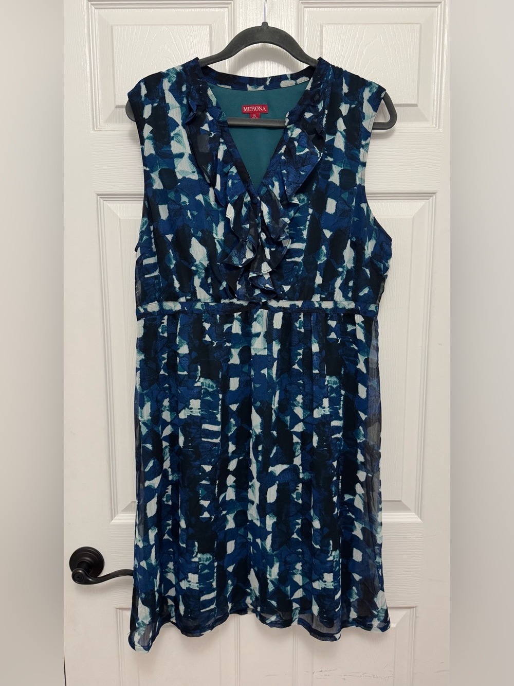 Merona Navy & Teal Abstract Ruffle V-Neck Sleeveless Tunic
